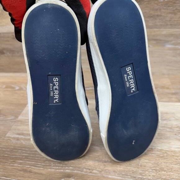 Speryy Seaside Embossed Suede Blue Slip On Sneakers Women's size 9 - Picture 4 of 7